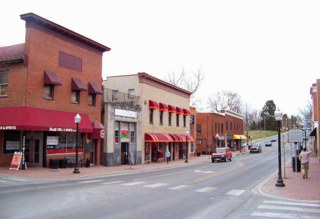 Main Street Blacksburg, VA, not much life or architecture