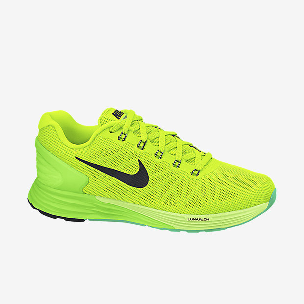 Quartieri sport: La nuova linea di scarpe Nike by: Quartieri Sport