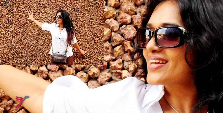 Nilmini+Tennakoon+Salon Nilmini Tennakoon Hot http://gossiplankalive.blogspot.com/2013/03 ...