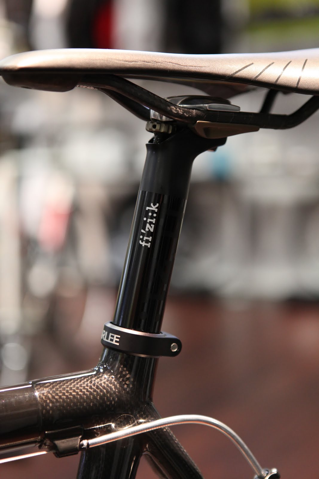 fizik seatpost