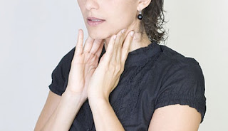 نقره لتكبير أو تصغير الصورة ونقرتين لعرض الصورة في صفحة مستقلة بحجمها الطبيعي