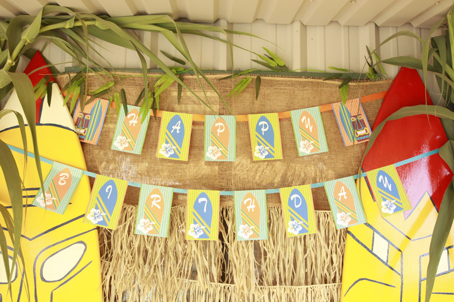 Home Confetti Hawaiian Luau Birthday Party!