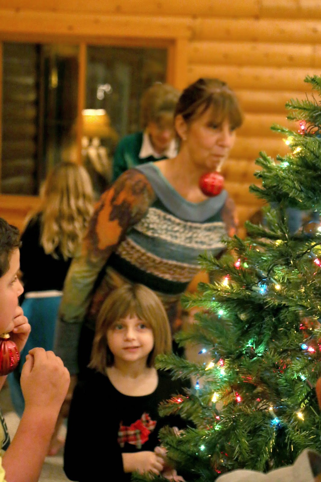 Christmas games party Notable Nest: Fun Family Christmas Party Games to Try