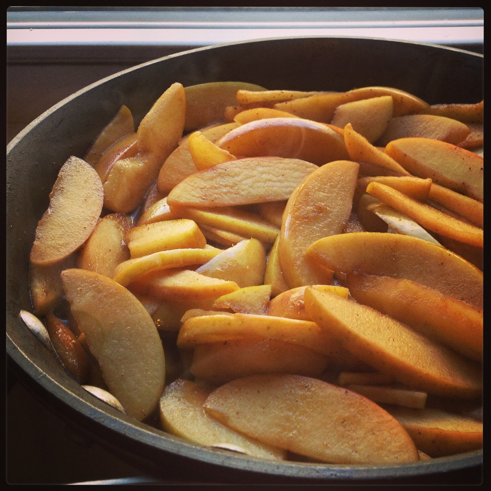 foodrefuge German Apple Pancake Pie for National PI day! (belated)