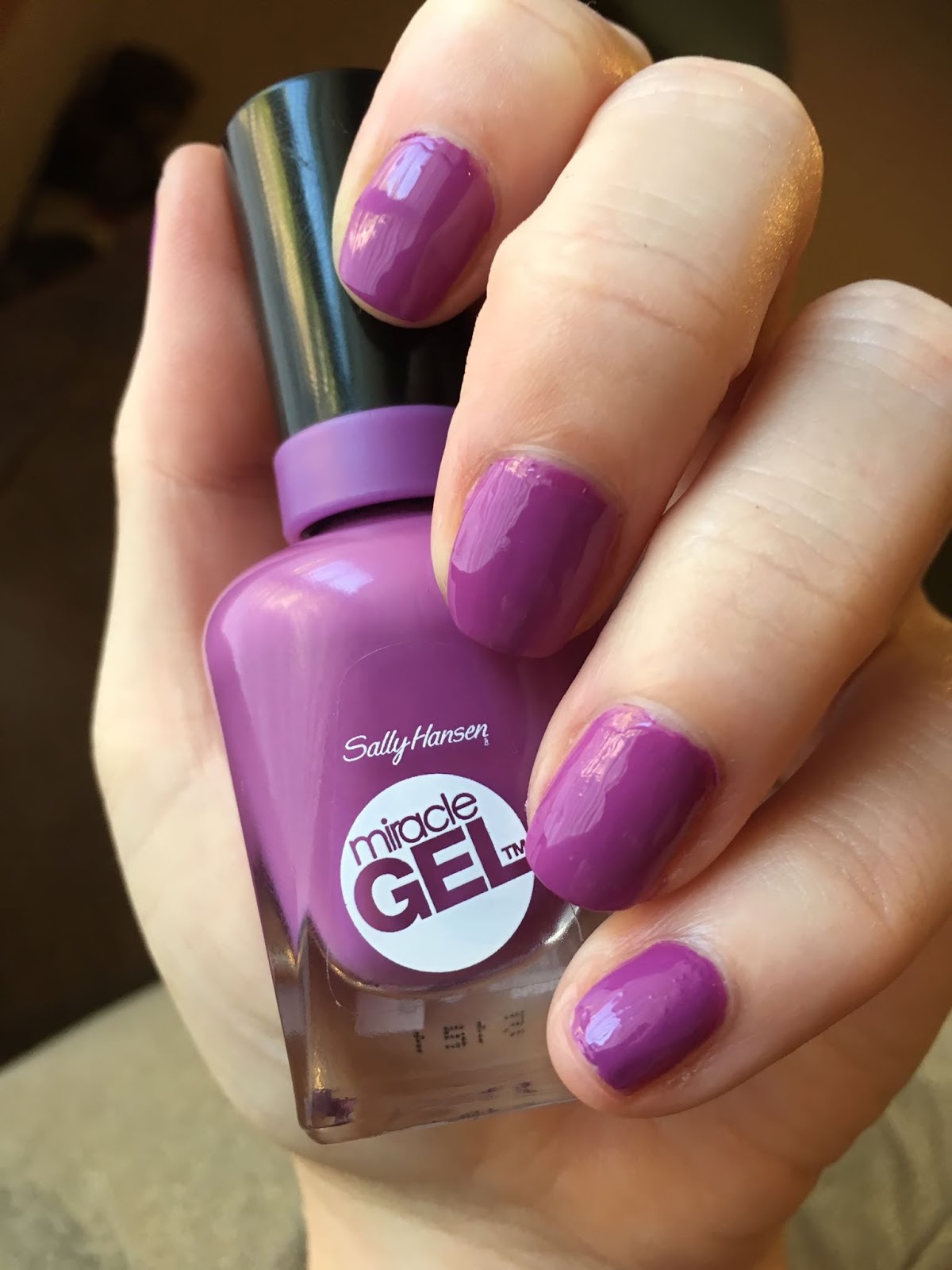 Max The Unicorn Review Sally Hansen Miracle Gel 2X Volume Top Coat*