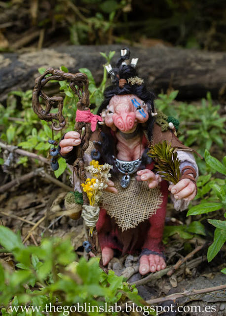 Muñeca ooak fantasía Meg la curandera goblin Muñeca ooak fantasía Meg la curandera goblin