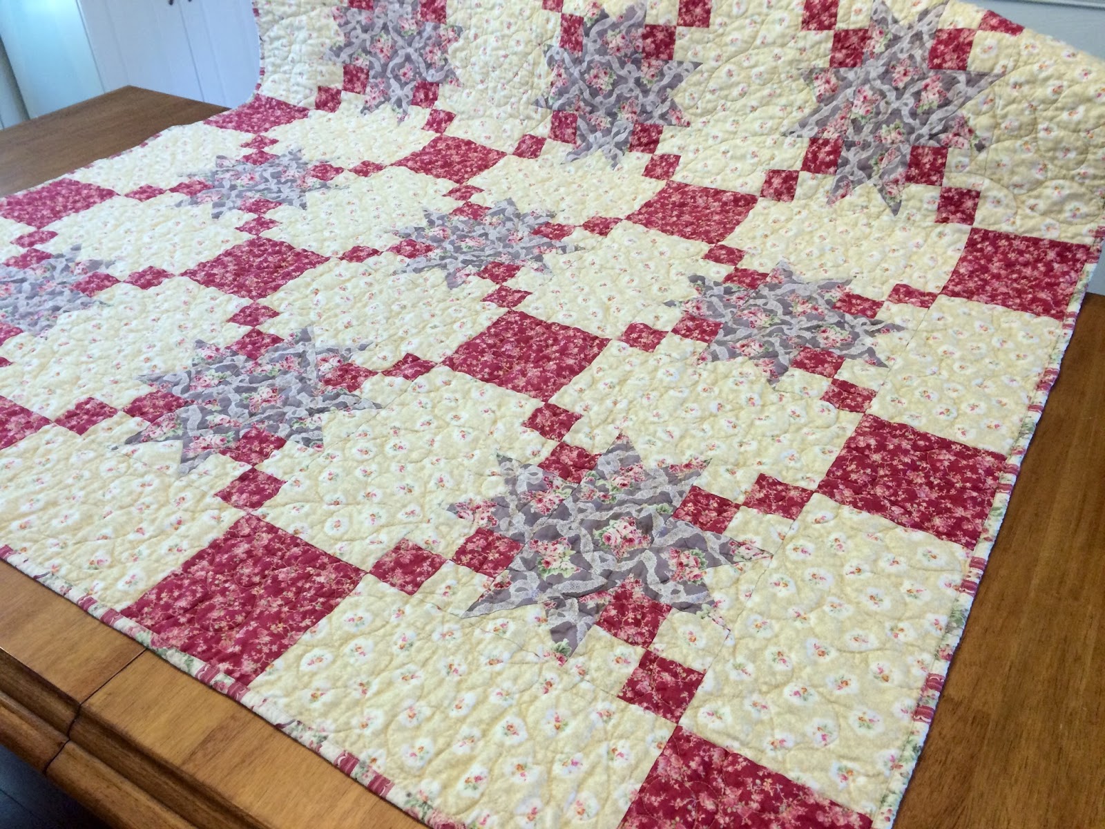 Fluffy Puppy Quilt Works My favorite quilt pattern.