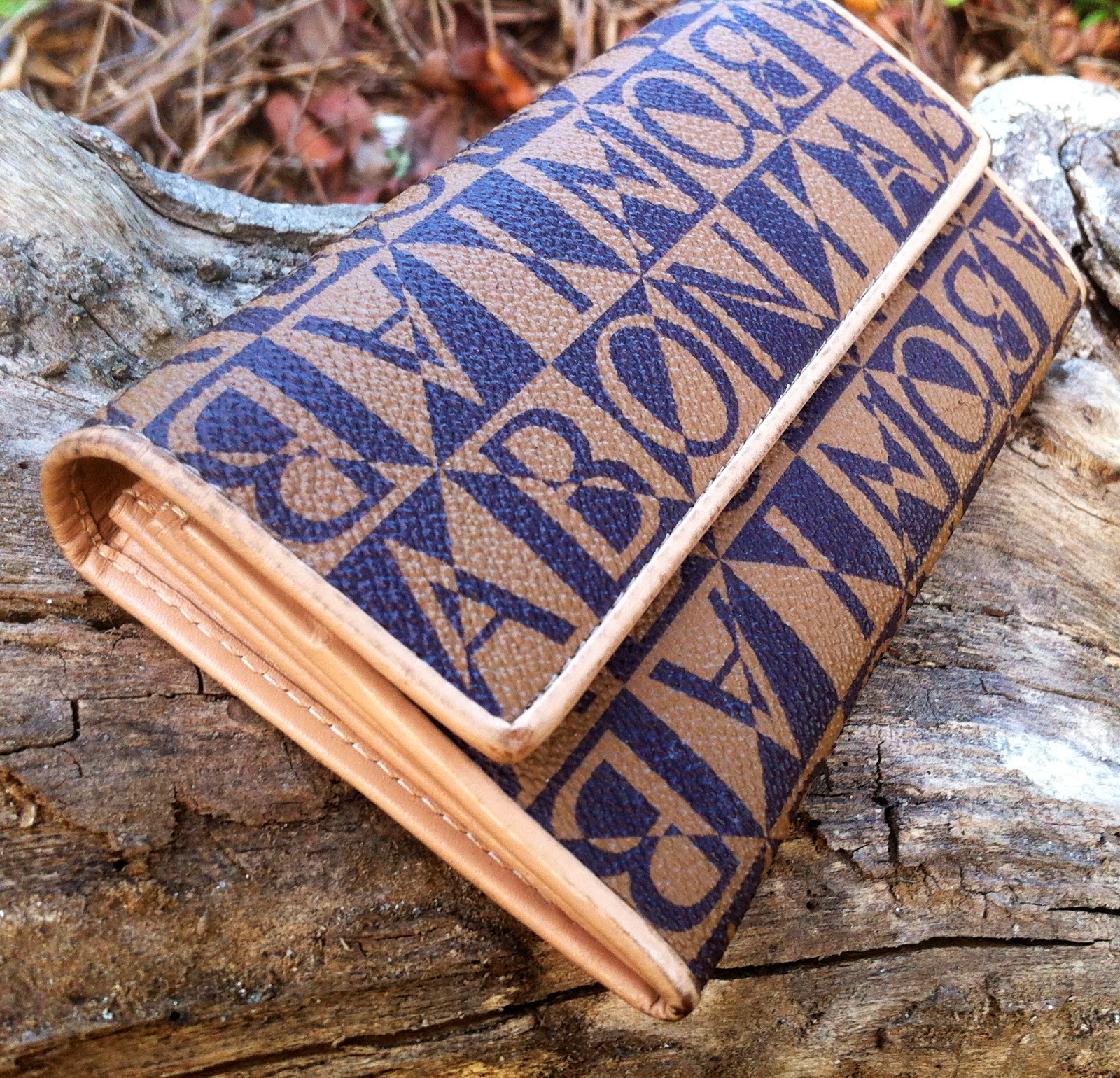 DYBUNDLE COLLECTION AUTHENTIC BONIA MONOGRAM LEATHER PURSE (SOLD)