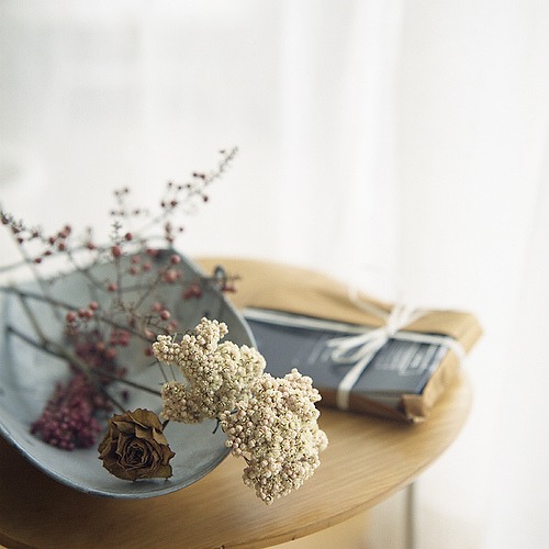 Neo arquitecturaymas: decorar con flores y ramas secas Ramas secas con flores