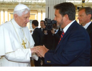 Book Review The Lamb S Supper The Mass As Heaven On Earth By