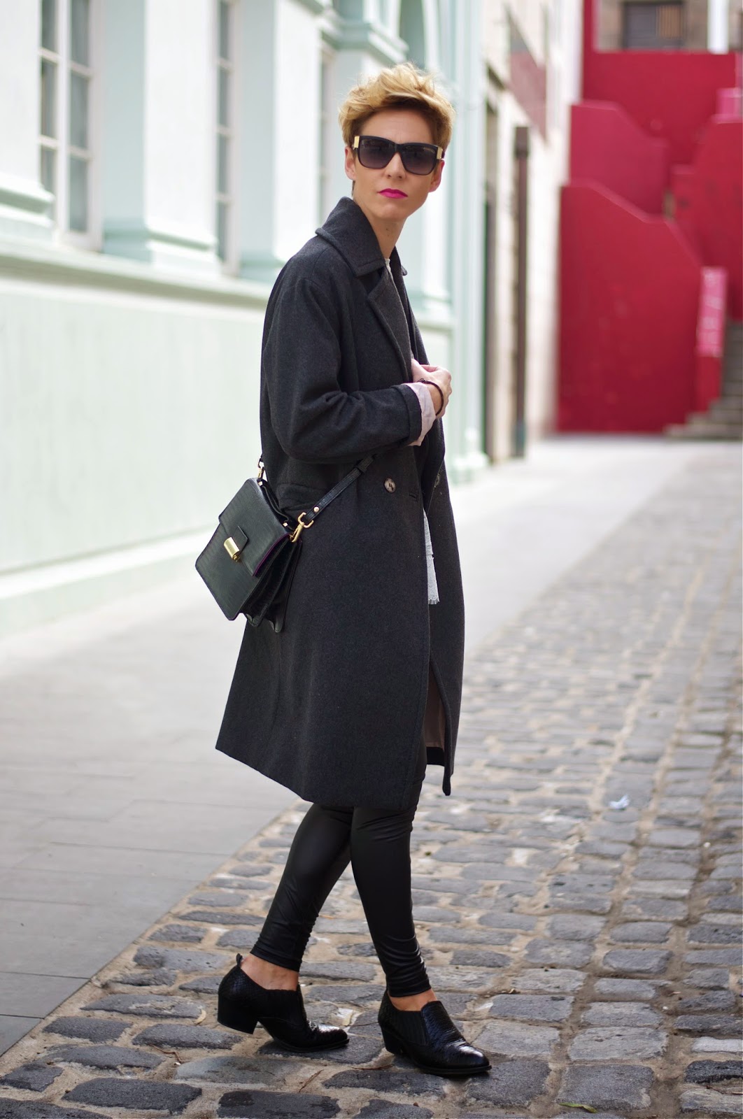 Lookamblog Long grey coat