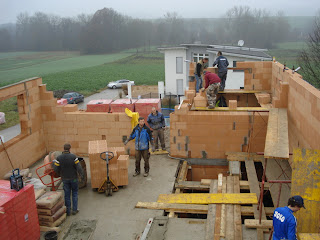 Was Tut Sich Auf Malzers Baustelle Mauern Mauern What Else