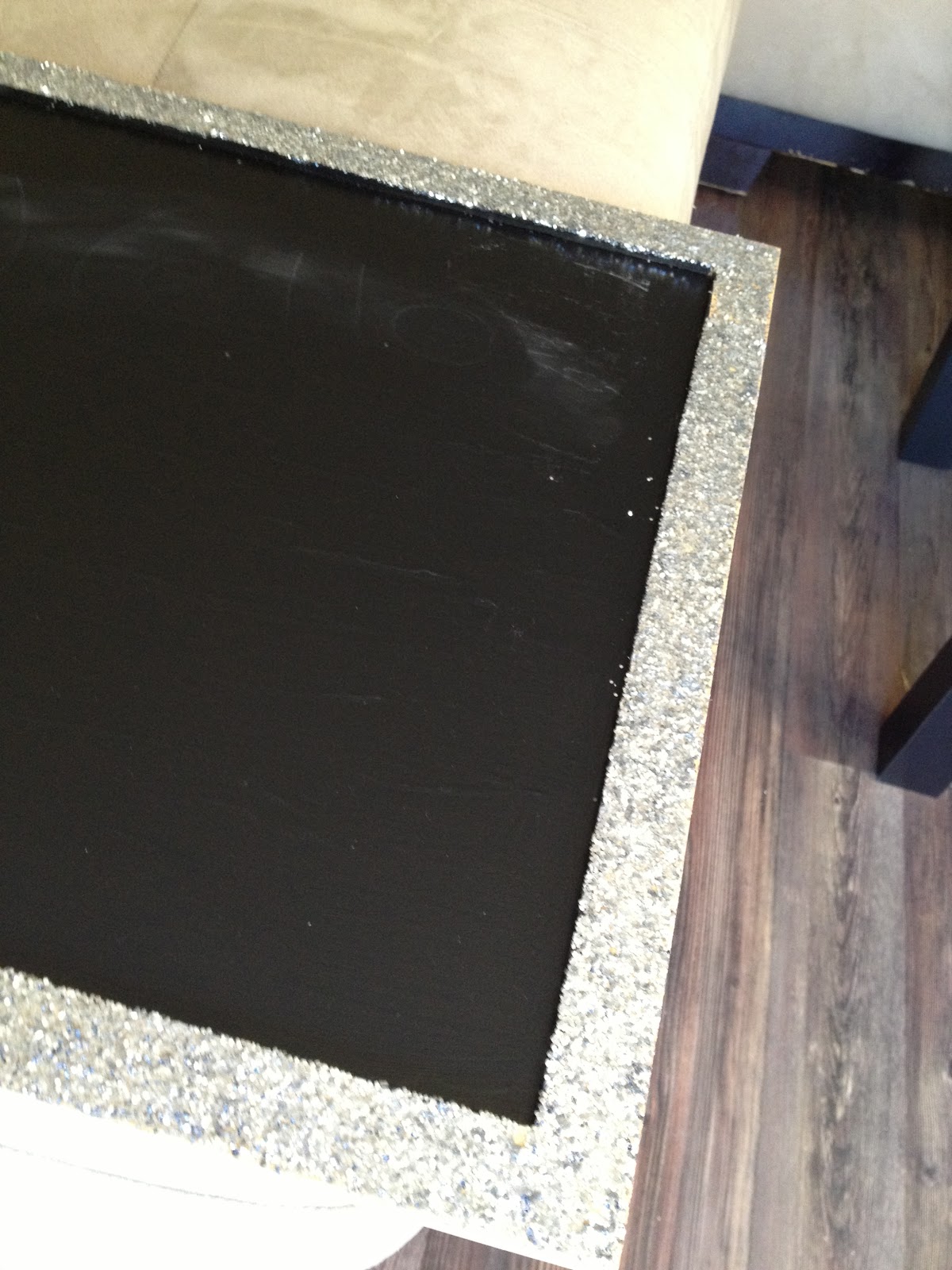 a la Maxfield DIY Glitter Chalkboard
