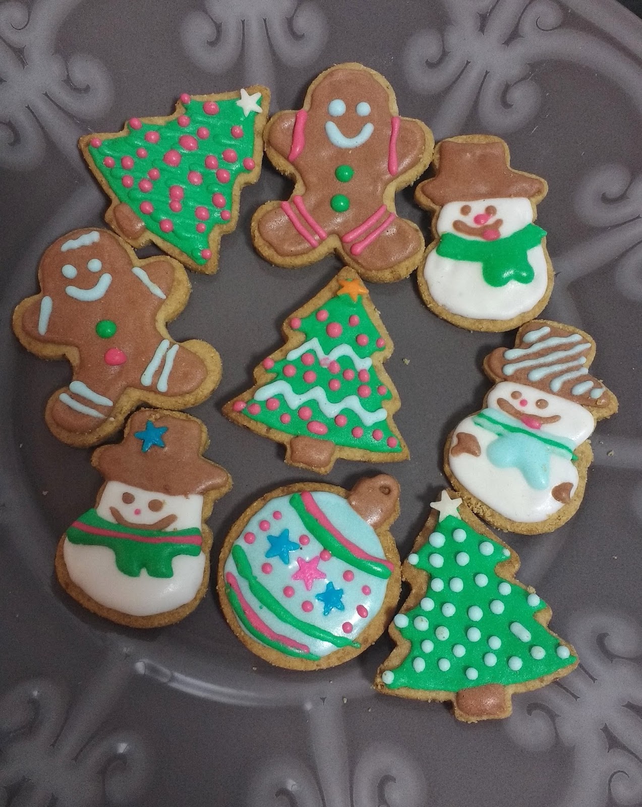 Sem Lactose, Com Alegria: Biscoitos Decorados (tema natalino)