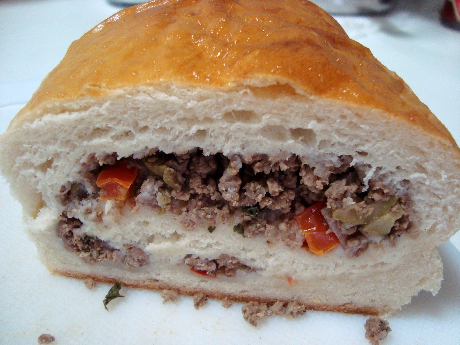 Temperos e Essências: Pão com Recheio de Carne Moída