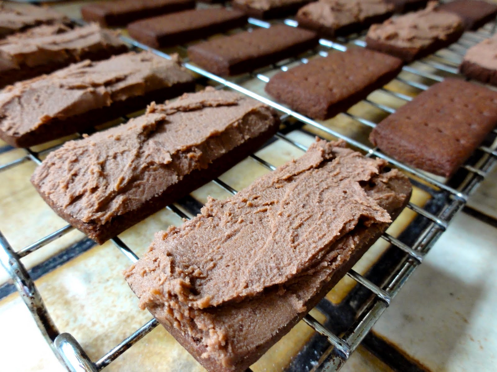 The Procrastobaker Chocolate Bourbons