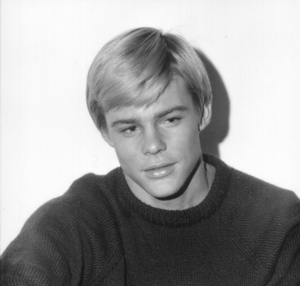 VINTAGE MEN: Jan Michael Vincent