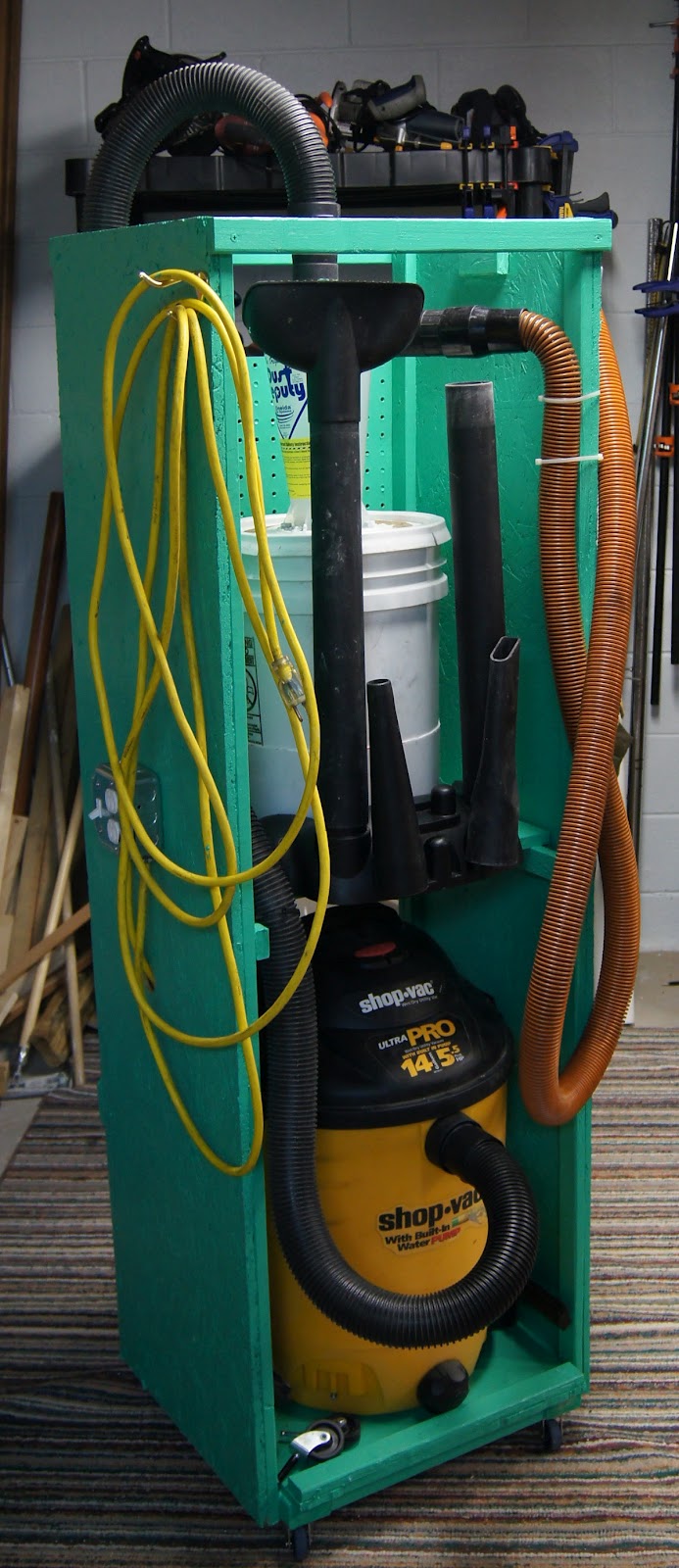 Lilly s Crazy Home Woodshop Shop Vac Stand with Cyclone