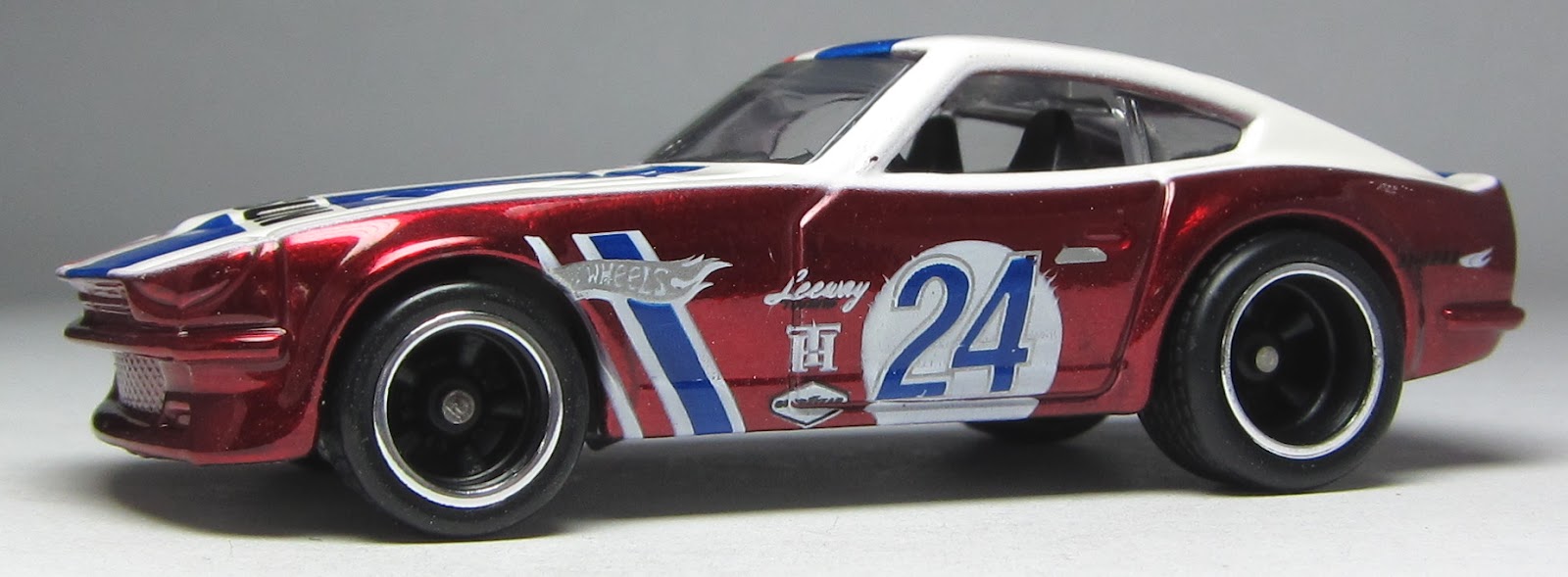 datsun 240z super treasure hunt