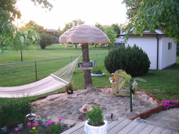 general splendour backyard beach