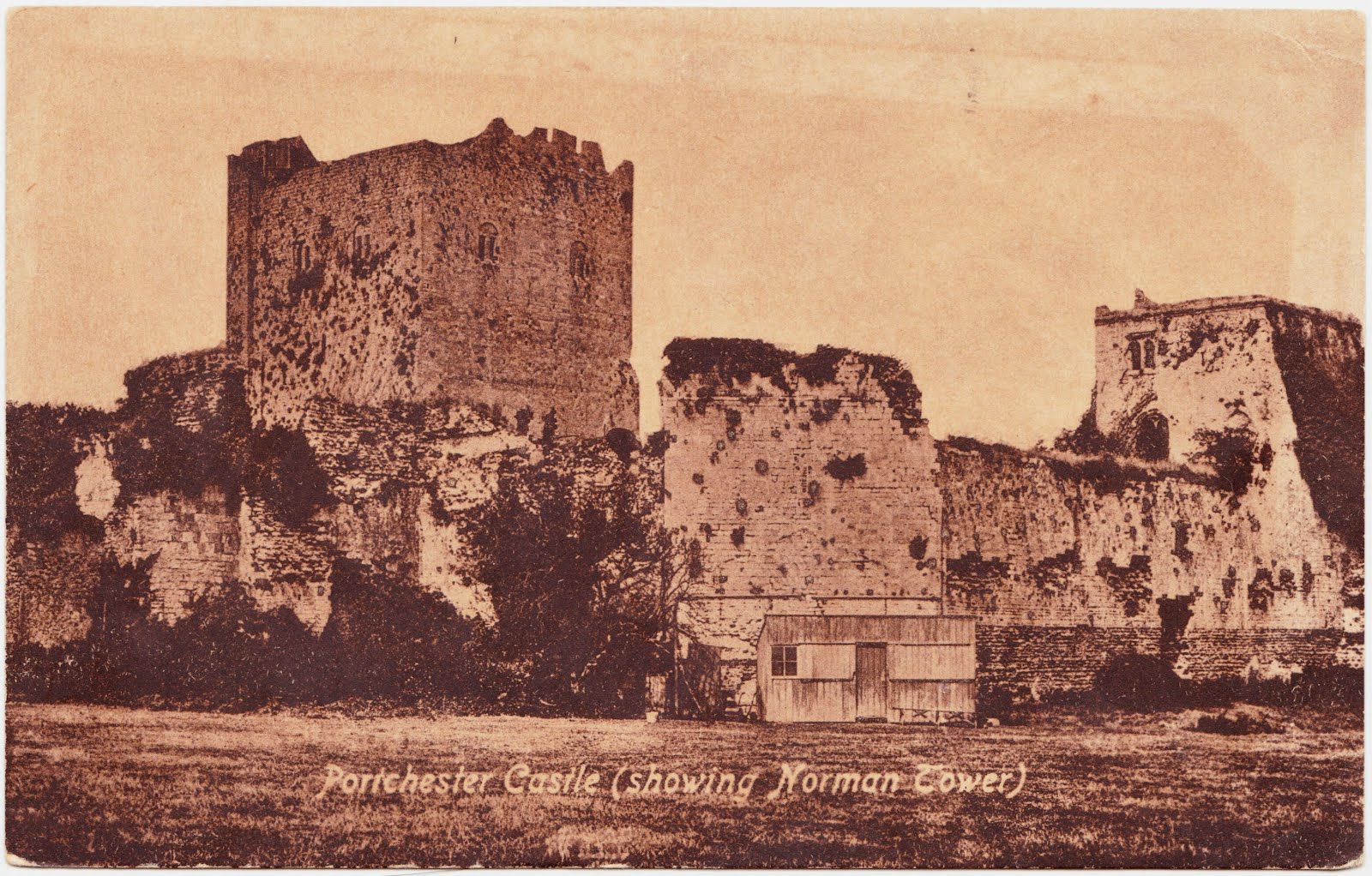 http://2.bp.blogspot.com/-YCsn8S7BJPE/UB6mkzGad9I/AAAAAAAAGwY/Gk3HAJTbZII/s1600/PortchesterCastlePostcard.jpg