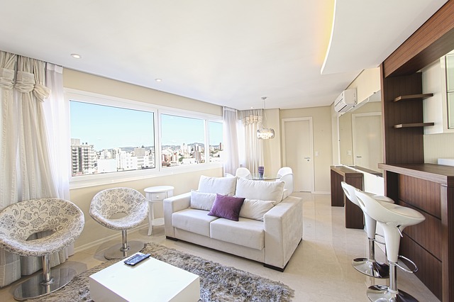 Como Dinheiro com imóveis em 2016 Como Dinheiro com imóveis em 2016 - comprando e vendendo