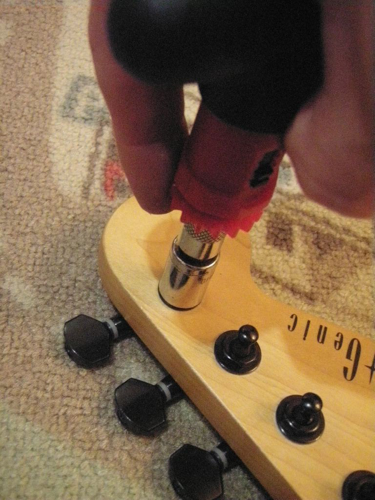 Upgrading Electric Guitar Tuners DIY Strat (and other guitar & audio