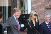 Prins Willem-Alexander en Prinses Máxima openen bezoekerscentrum in .