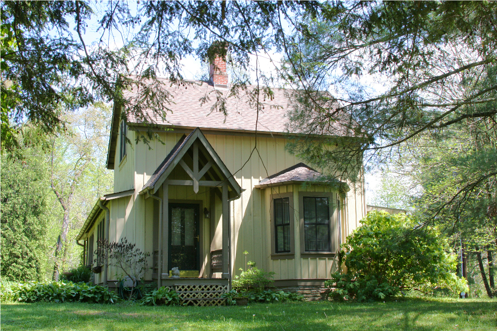 Wayfarin' Stranger Adena Cottage
