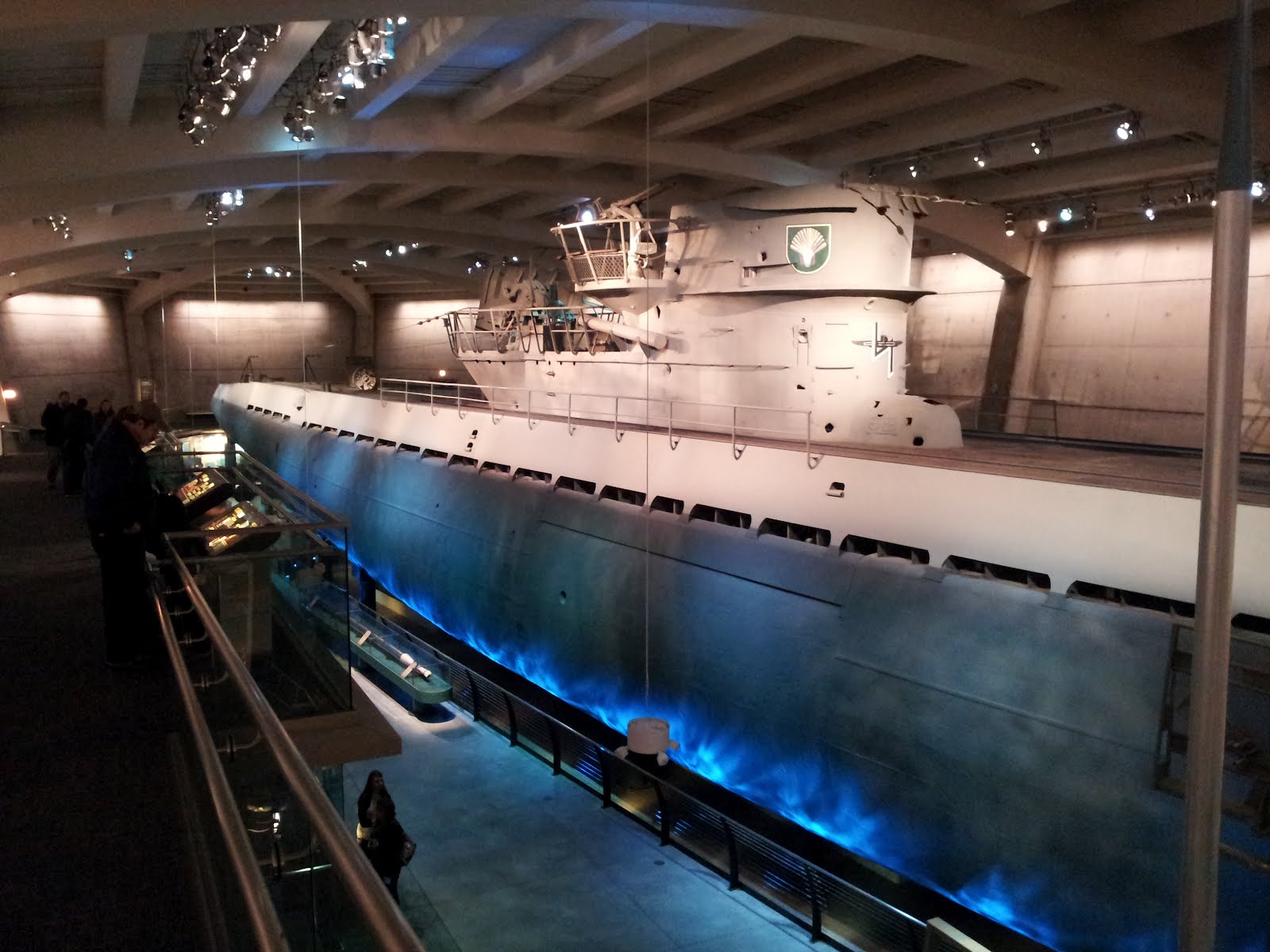 CHICKS ROCK! U Boat, Me Boat