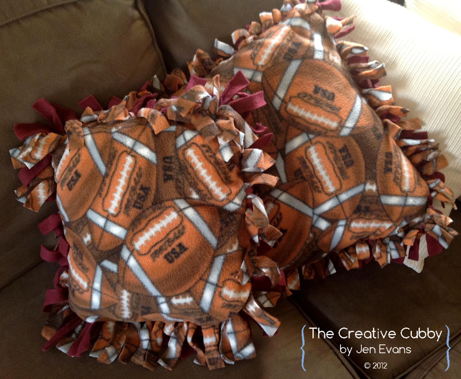 The Creative Cubby NoSew Fleece Pillow