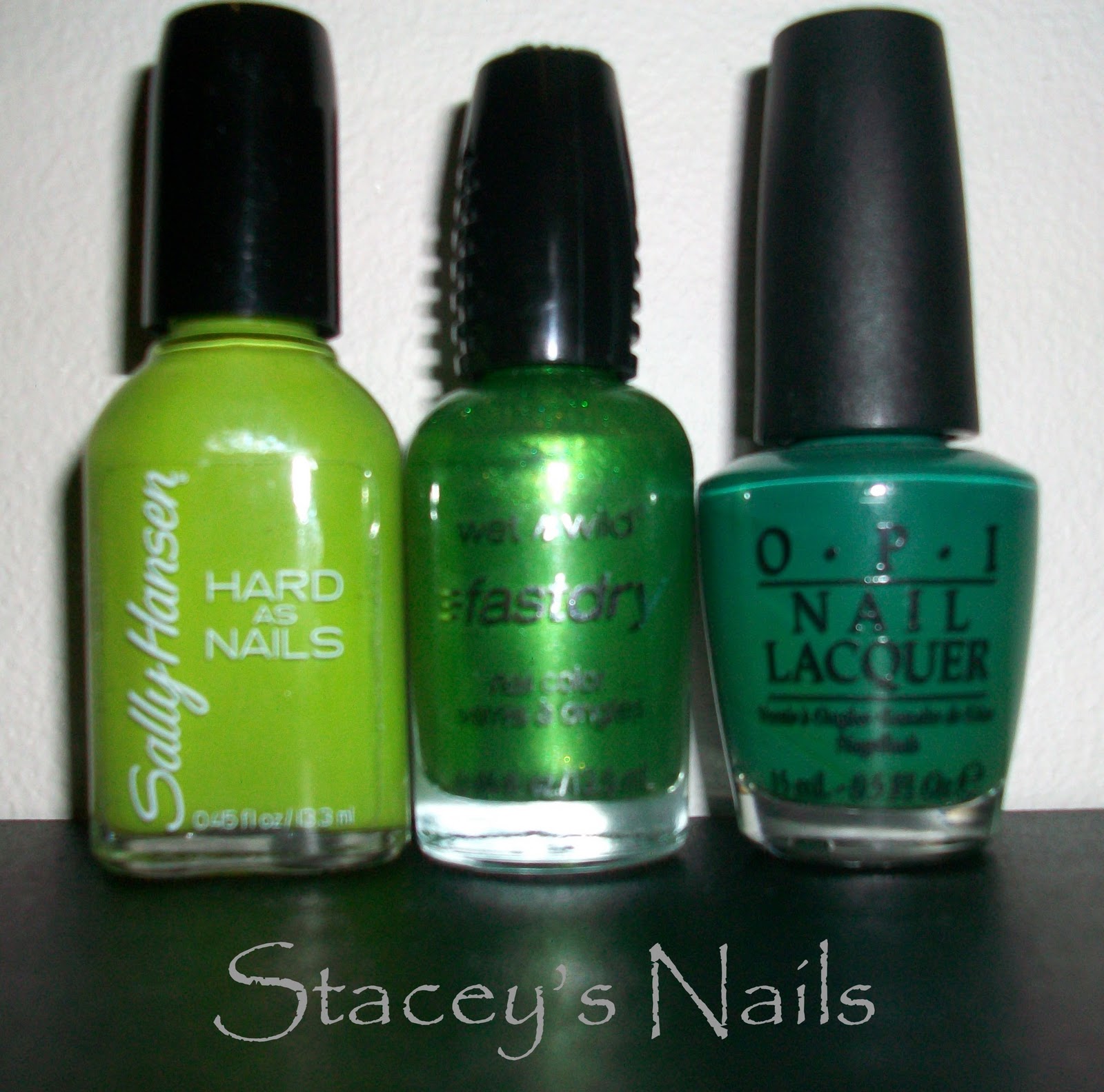 * Stacey's Nails * Day 4 GREEN nails