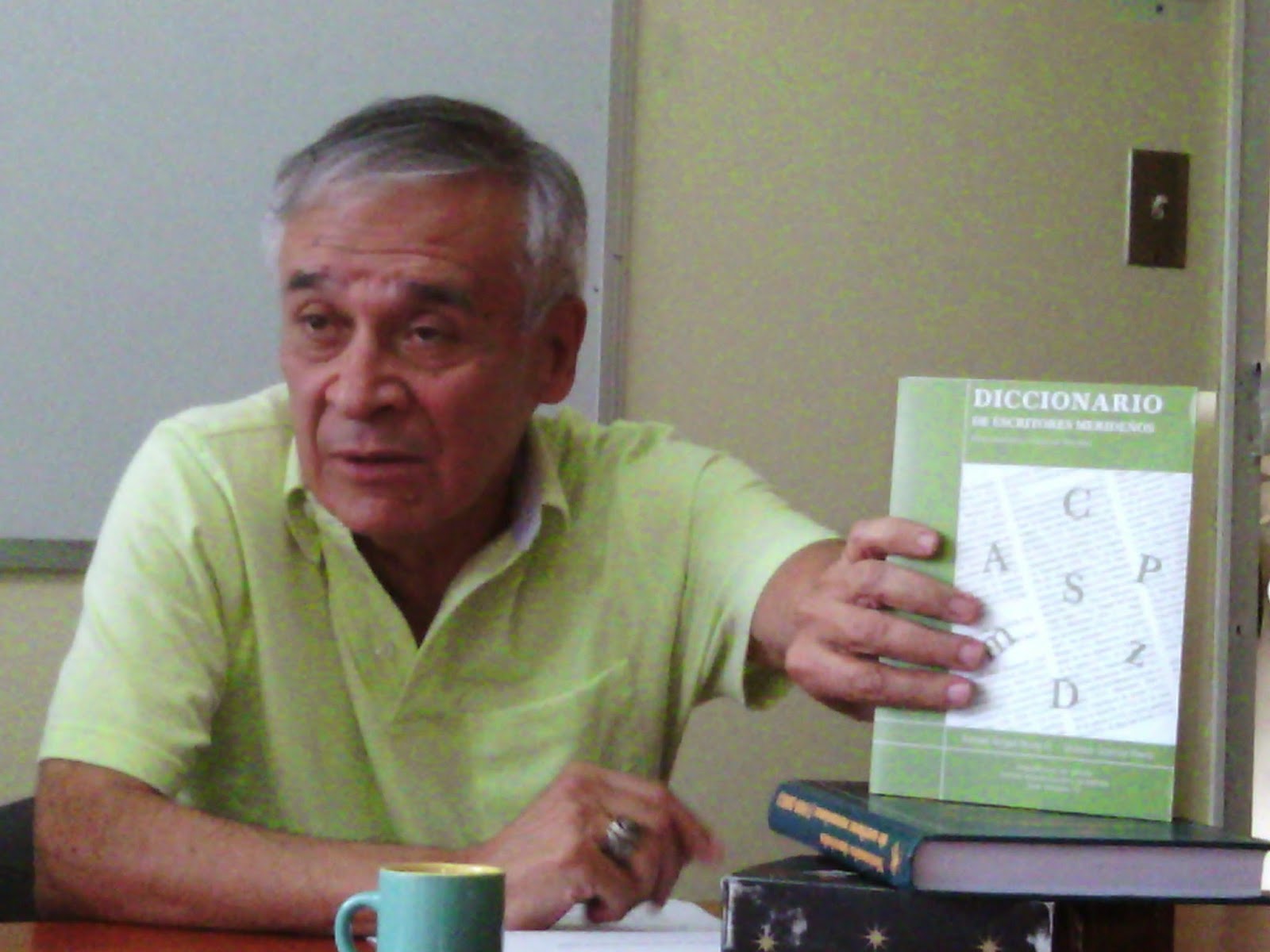 Rafael Ángel Rivas Dugarte recomendó a los participantes de la maestría, así como a quienes incursionan en el área, la planificación cuidadosa del trabajo (Cortesía)