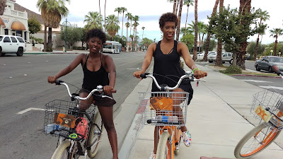 Hoo%2BDoo%2BBar Where To Go For Your in Birthday In Palm Springs
