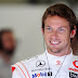 Após rumores de aposentadoria, Button segue na McLaren em 2016