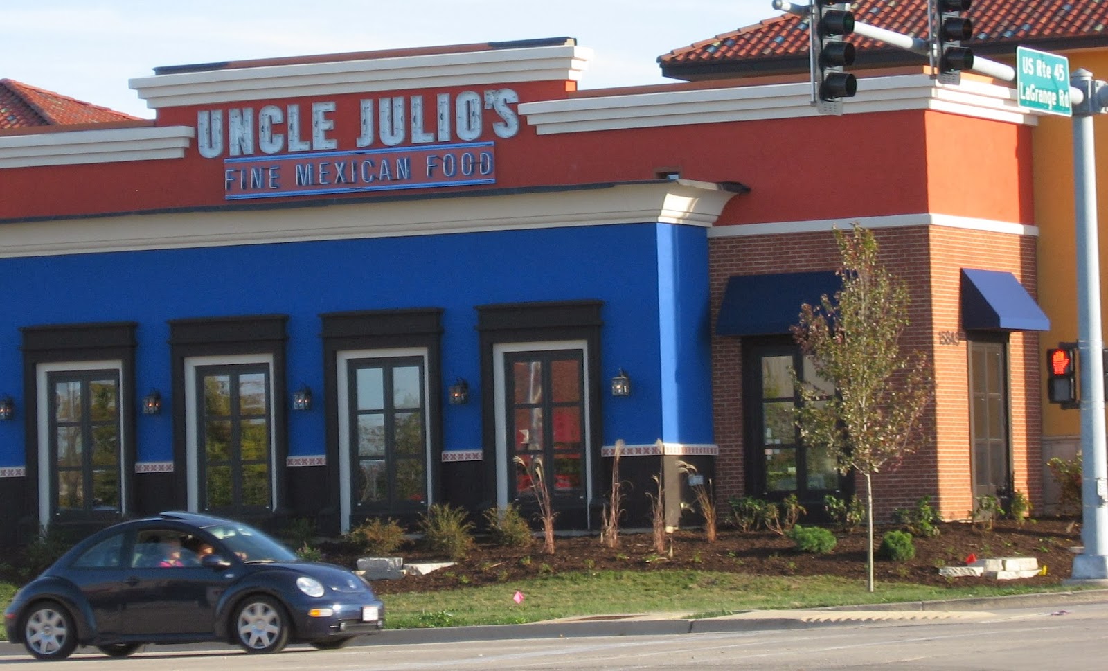 Uncle Julio's opens today in Orland Park Southland Savvy