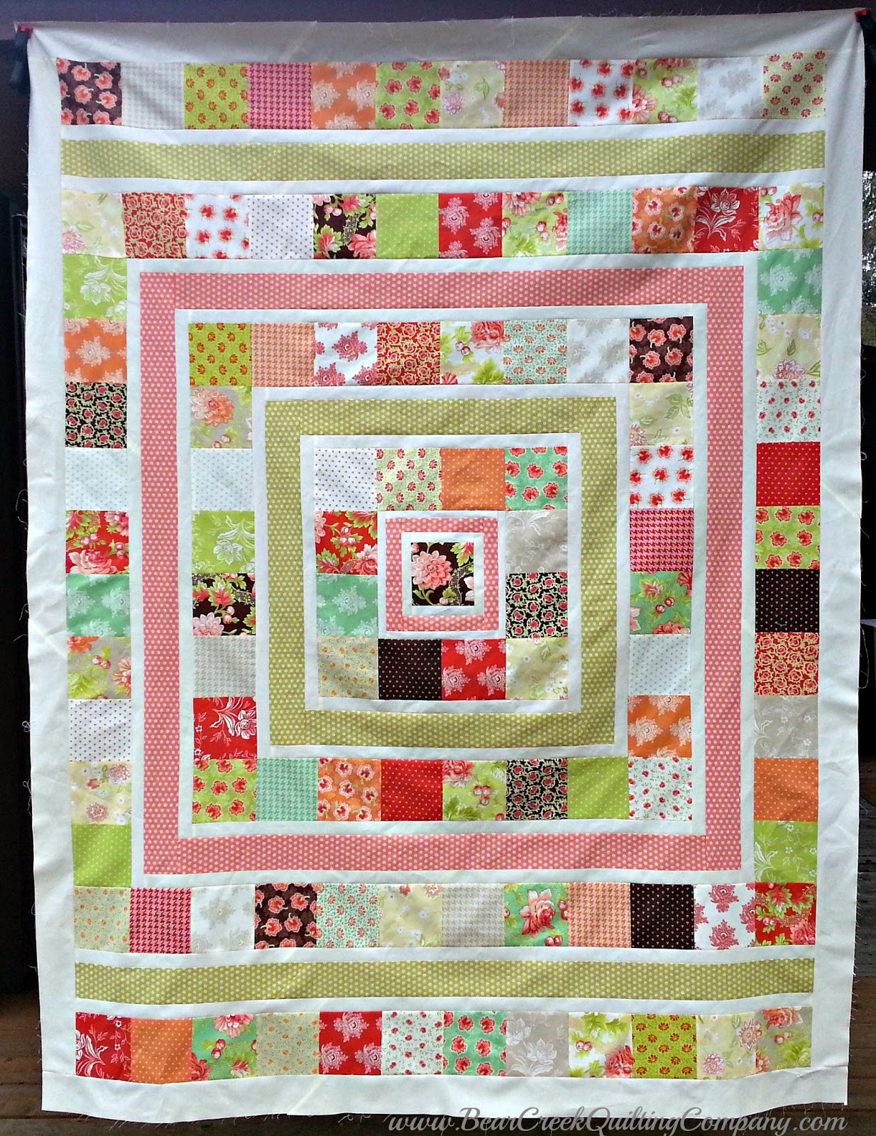 Meadow Mist Designs Building Blocks quilt variation by Shari from Bear