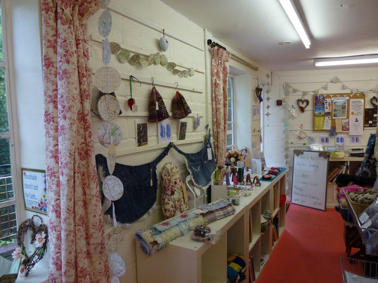 Carrie & The Breakaways The Crafts Place, Wimborne, Dorset