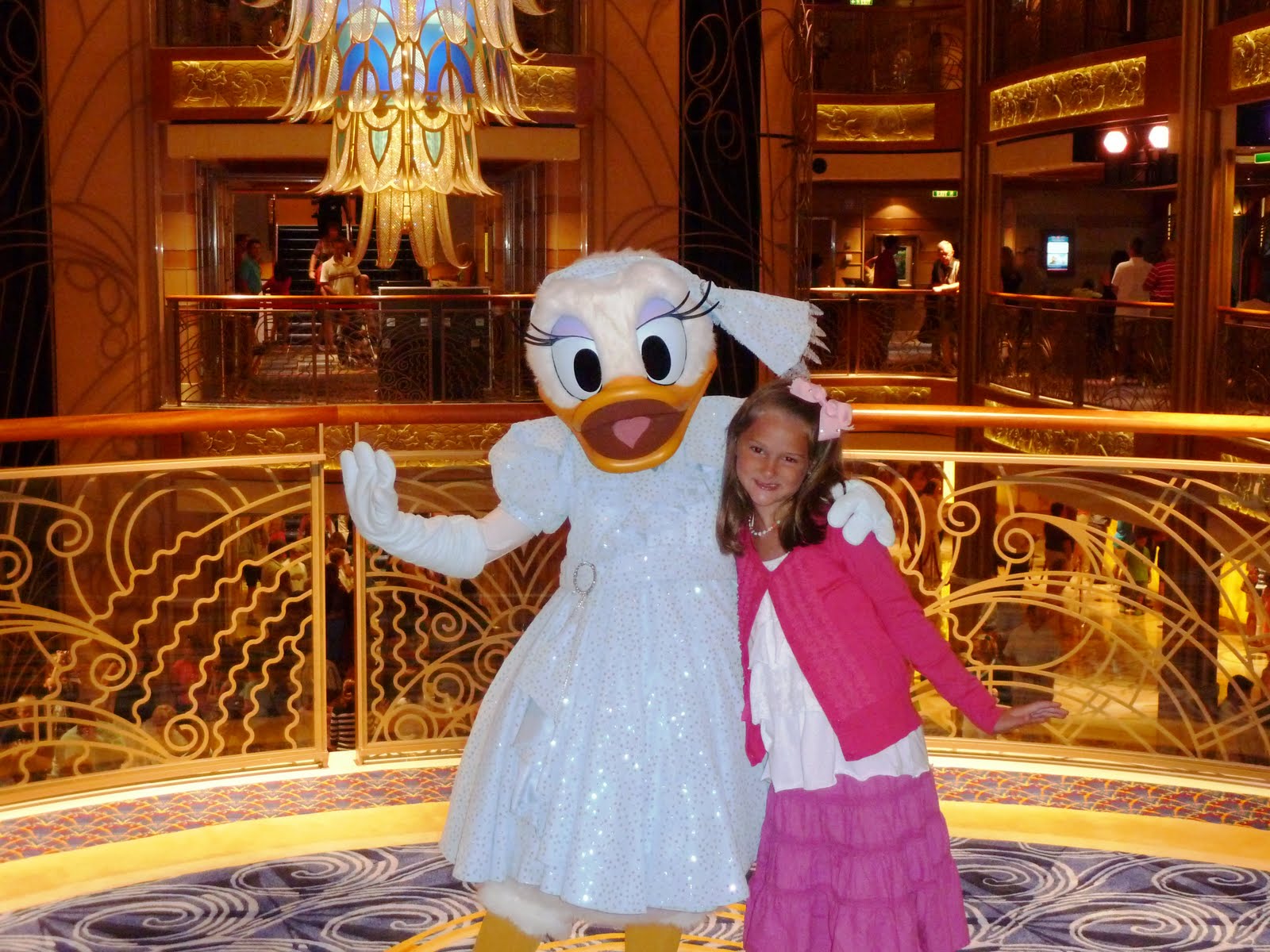 How+to+draw+daisy+duck+face