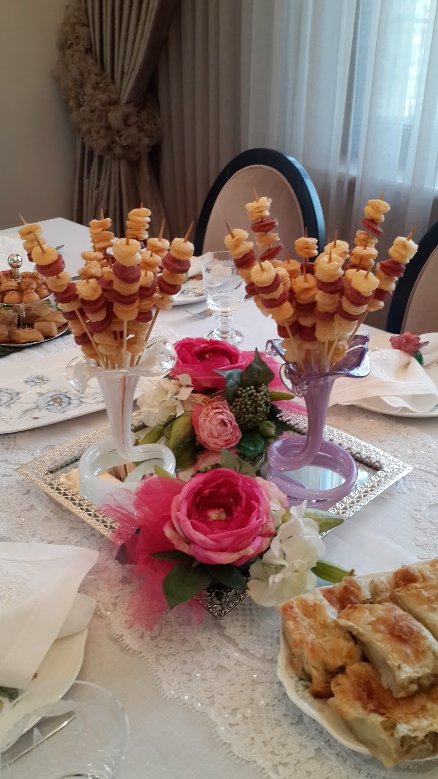 Farklı sofra sunumları Farklı sofra sunumları