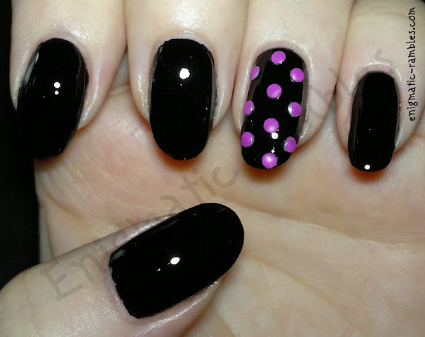 enigmatic rambles nails black