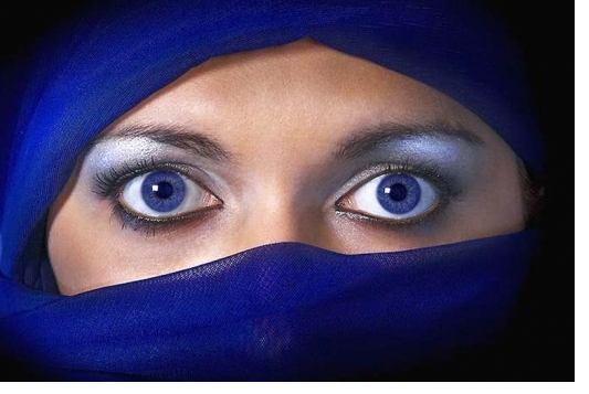 live poker tells proponents