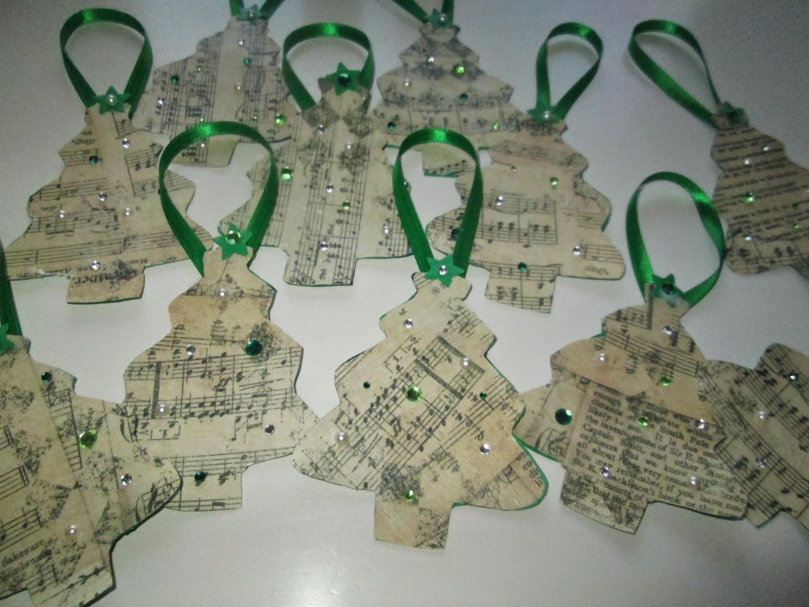 roommom27 Handmade Music Themed Christmas Tree Ornaments