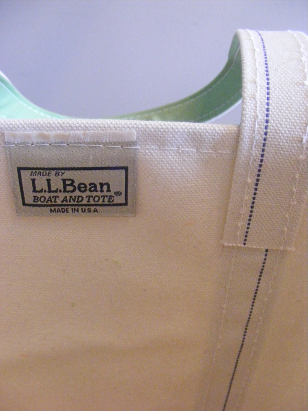 {Giveaway} Huggies Hawaiian Diapers and a Beach Bag of Goodies! The