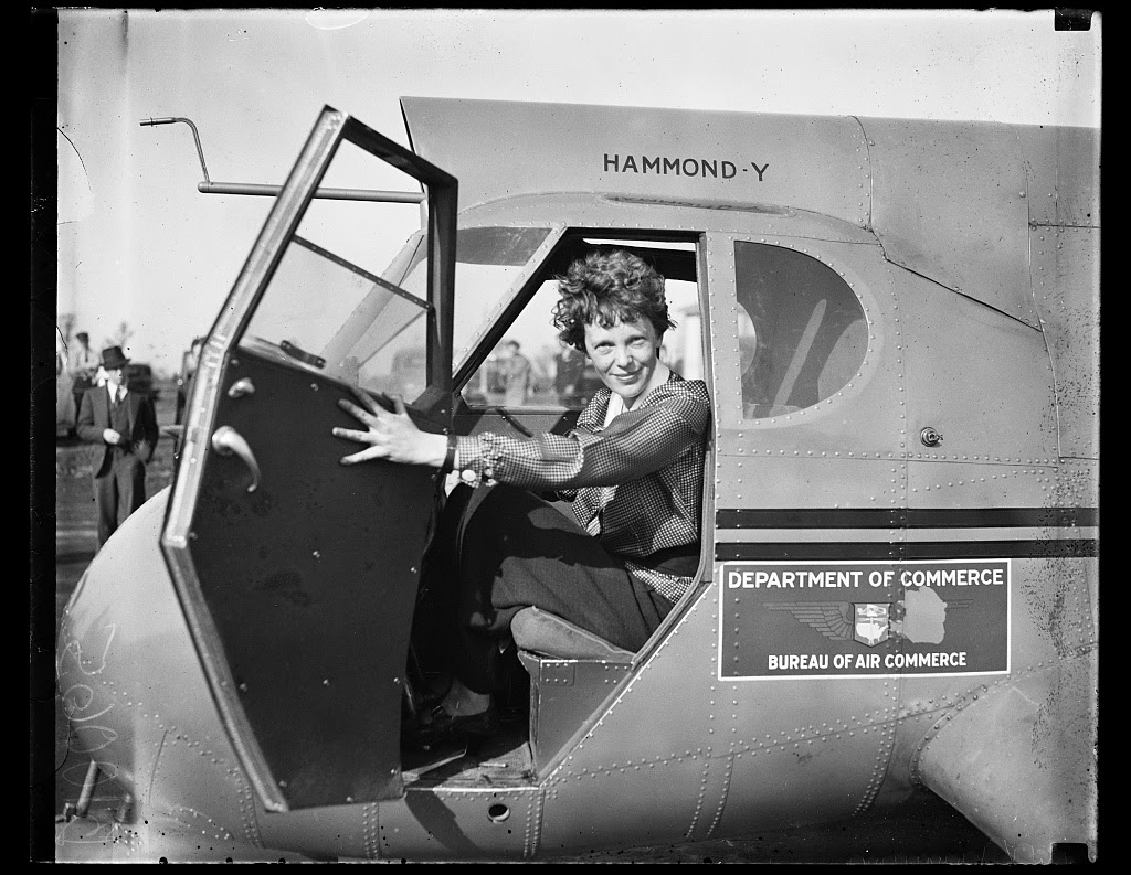 Fascinating Historical Picture of Amelia Earhart in 1936 