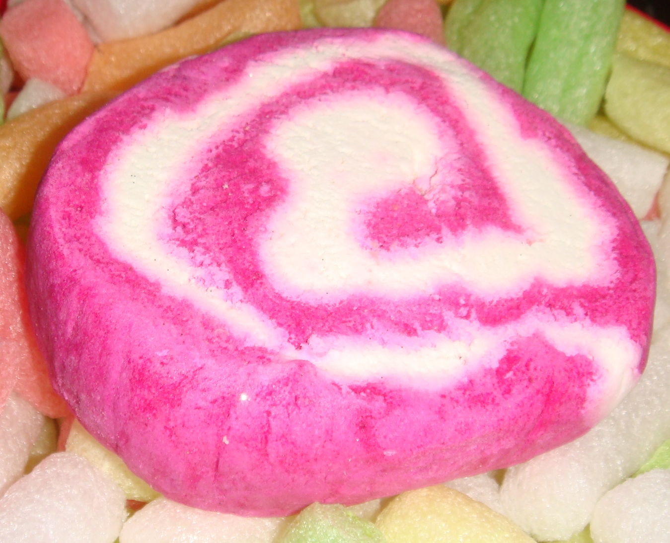 The Hq Of Beauty Lush The Comforter Bubble Bar