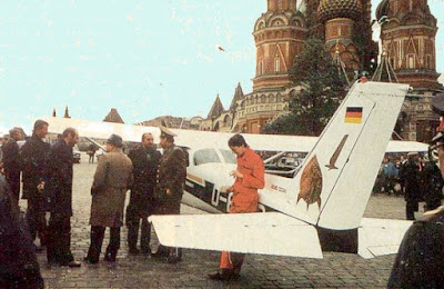 Mathias Rust: o piloto alemão que invadiu a União Soviética em um Cessna  Mathias+Rust+01