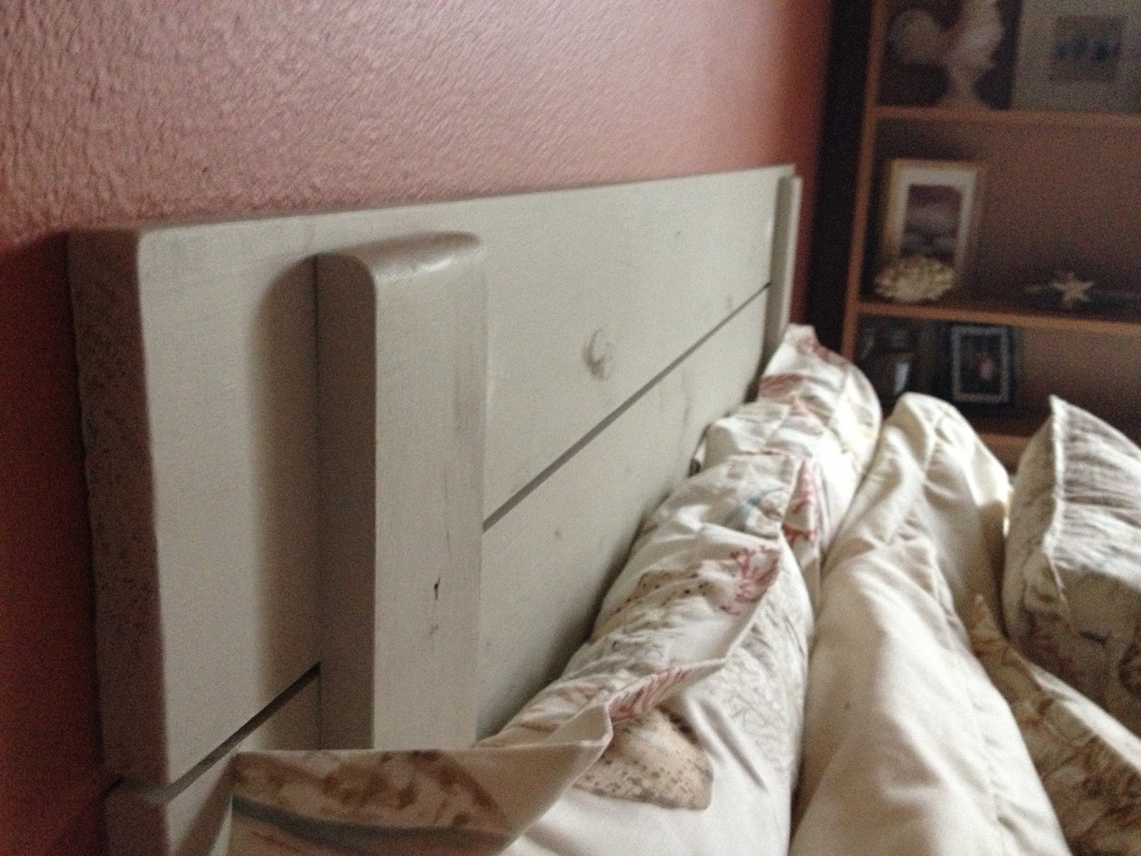 DIY Simple, Cheap Shabby Chic Headboard Overthrow Martha