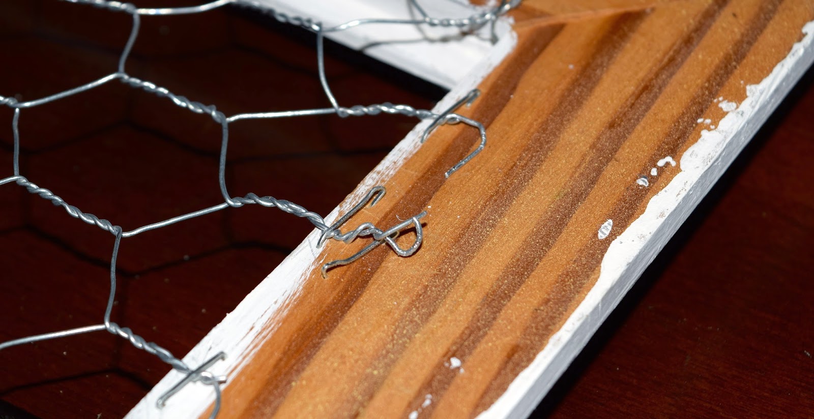 DIY Chicken Wire Frame Anchors Aweigh