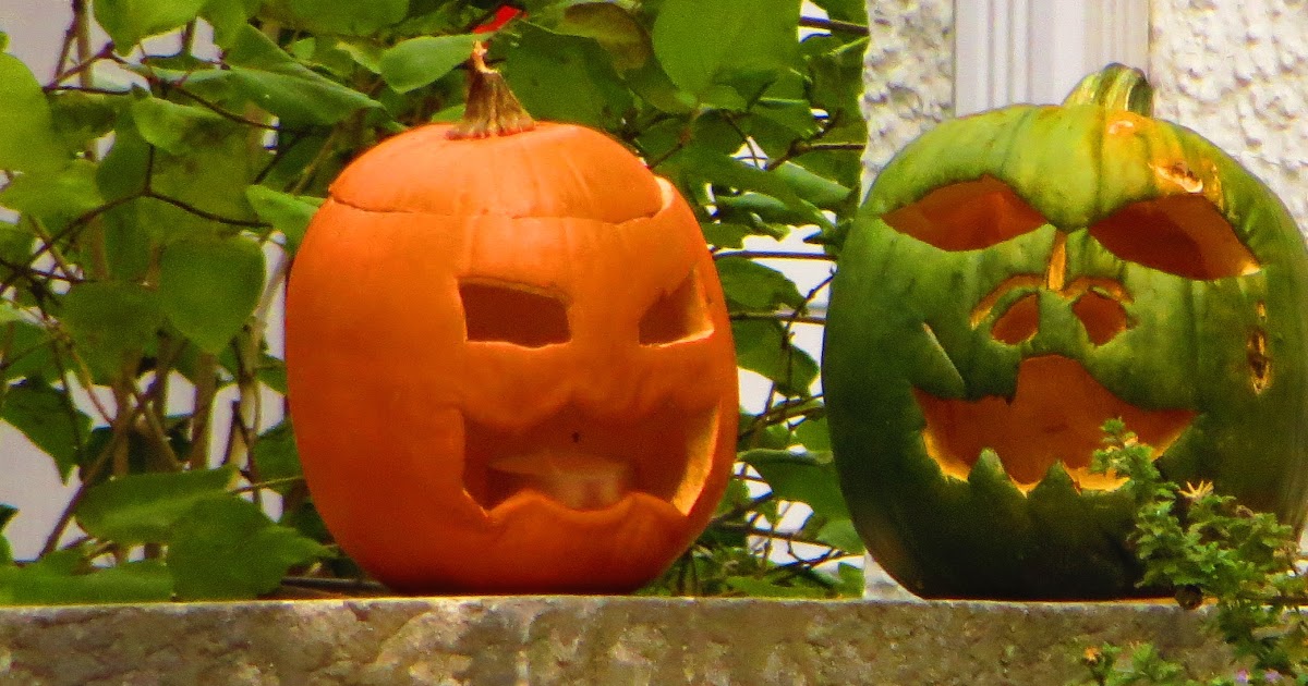 Ricks Extra Long Summer . . . . Halloween